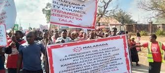 Malabada Concerned Citizens demonstrate for Roads