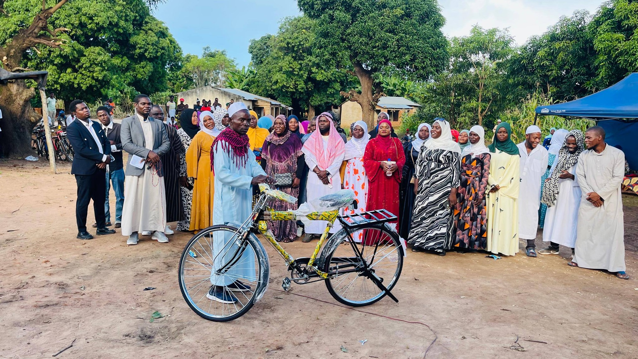 ALUMNI RECOGNISE THEIR SHEIKH